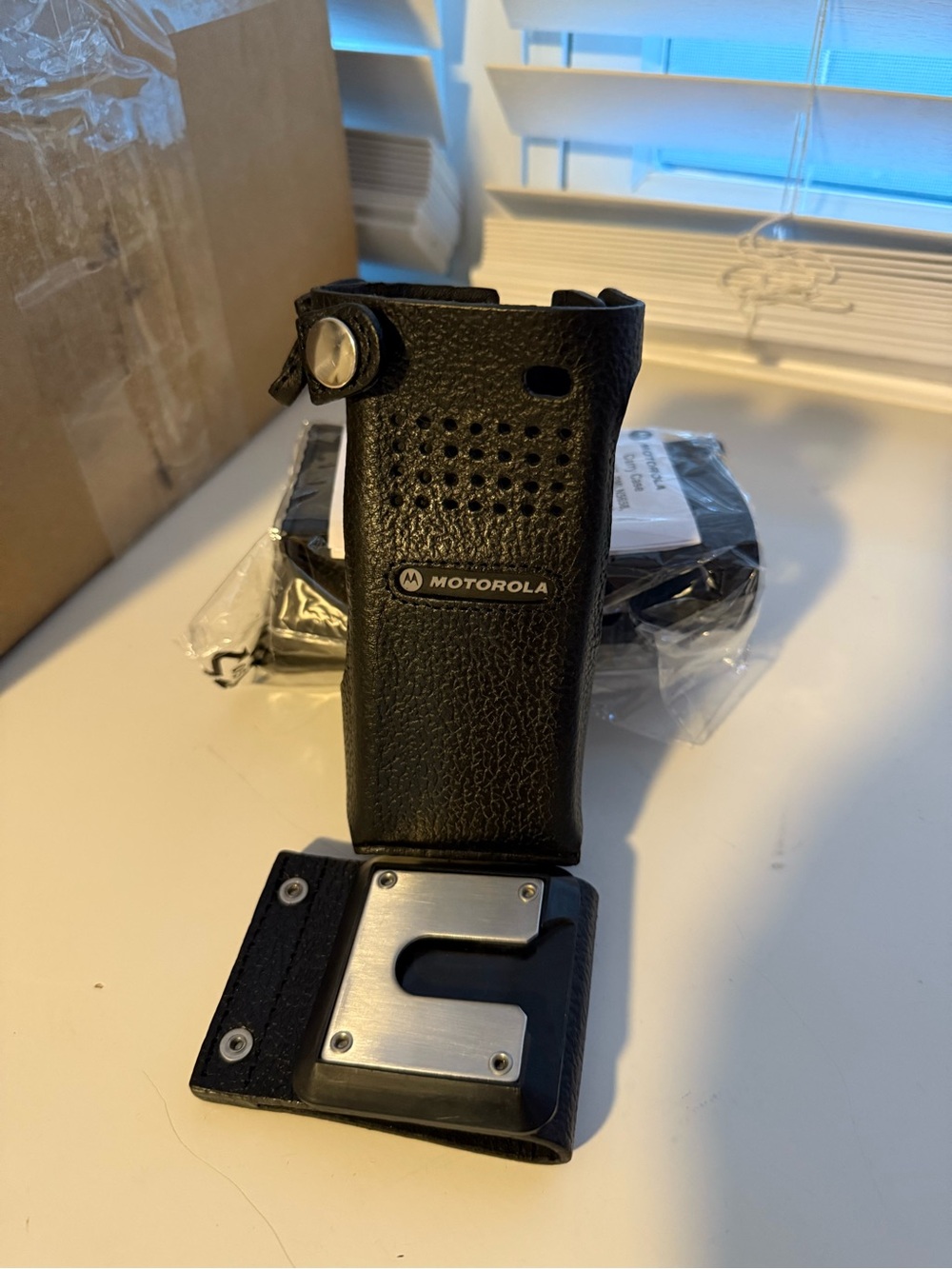 Motorola APX6000 APX8000 Leather Case